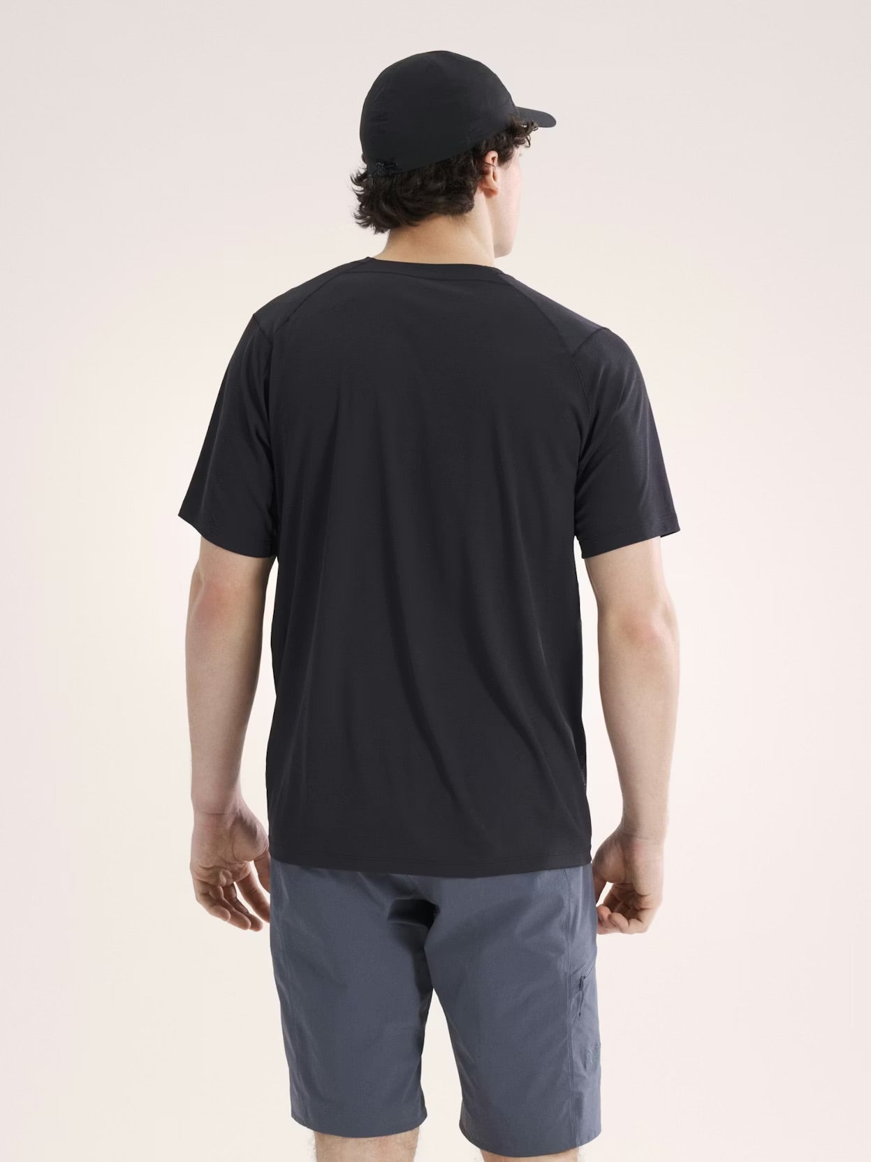 Arc’teryx - Cormac Logo SS Tee - black - teeshirt running hommes